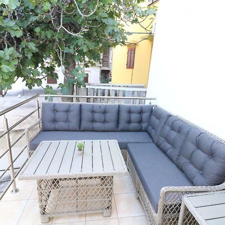 Apartment Porto With Terrace Baška Εξωτερικό φωτογραφία
