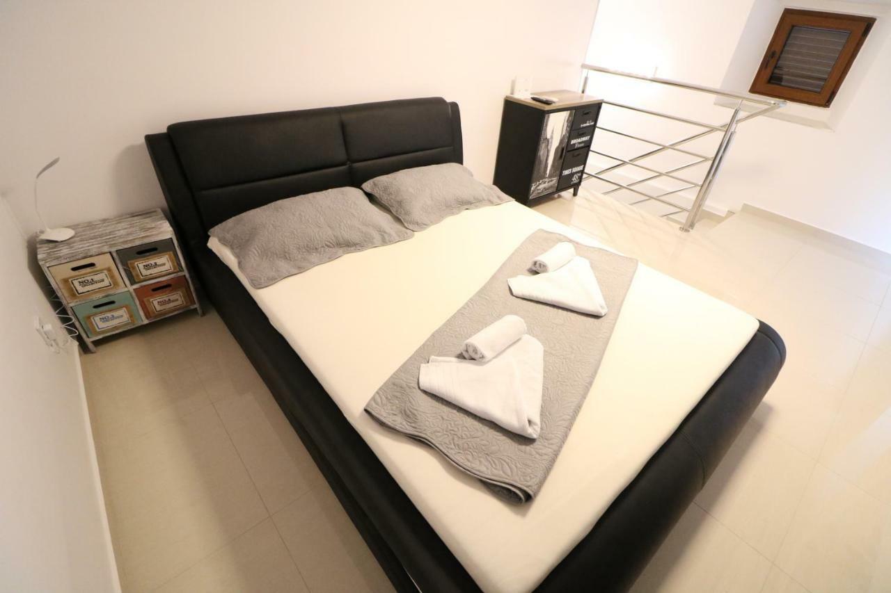 Apartment Porto With Terrace Baška Εξωτερικό φωτογραφία